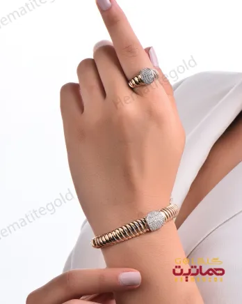 تکپوش و انگشتر هانا